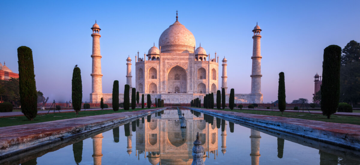 taj-mahal-over-water